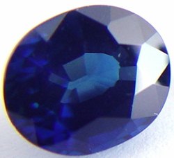 2.55 carats untreated blue sapphire gemstone, transparent gems, exclusive loose faceted sapphires, gemstones shopping
